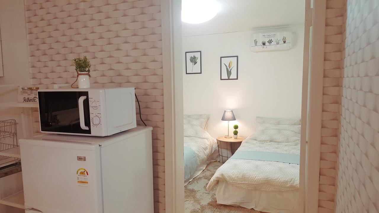 Hongdae Zoe Three Room House Seoel Buitenkant foto